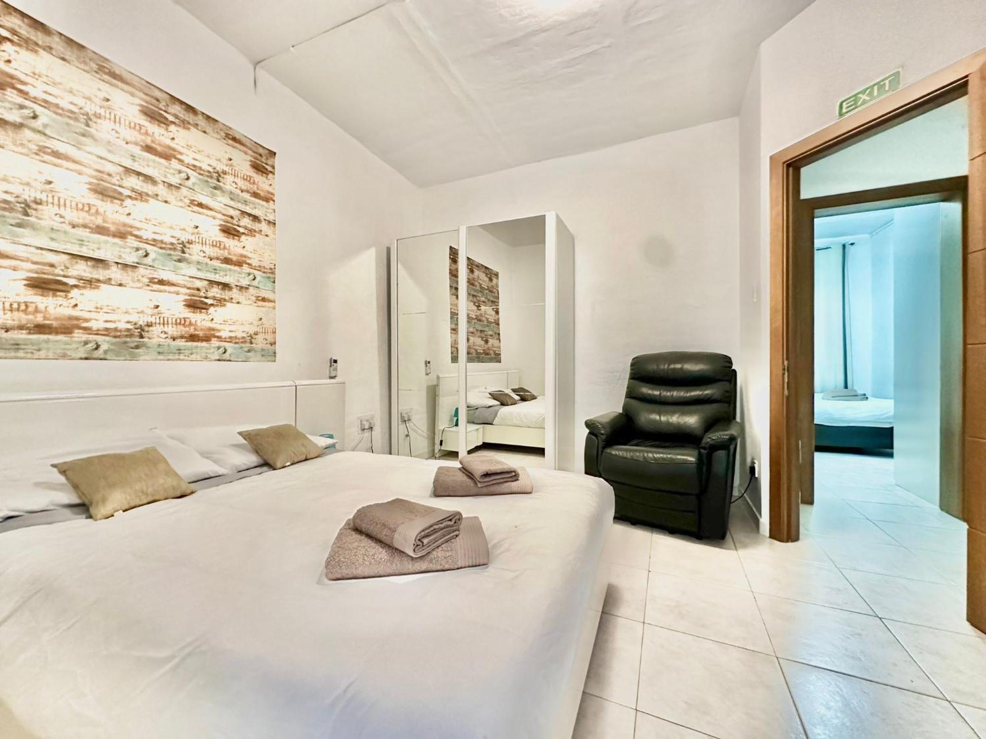 Valletta 3-Bedroom Townhouse Exterior photo